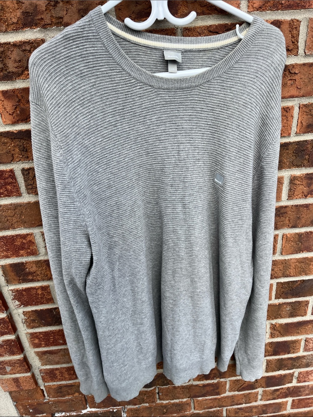 Bench Men's Light Gray Ribbed Crewneck Sweater